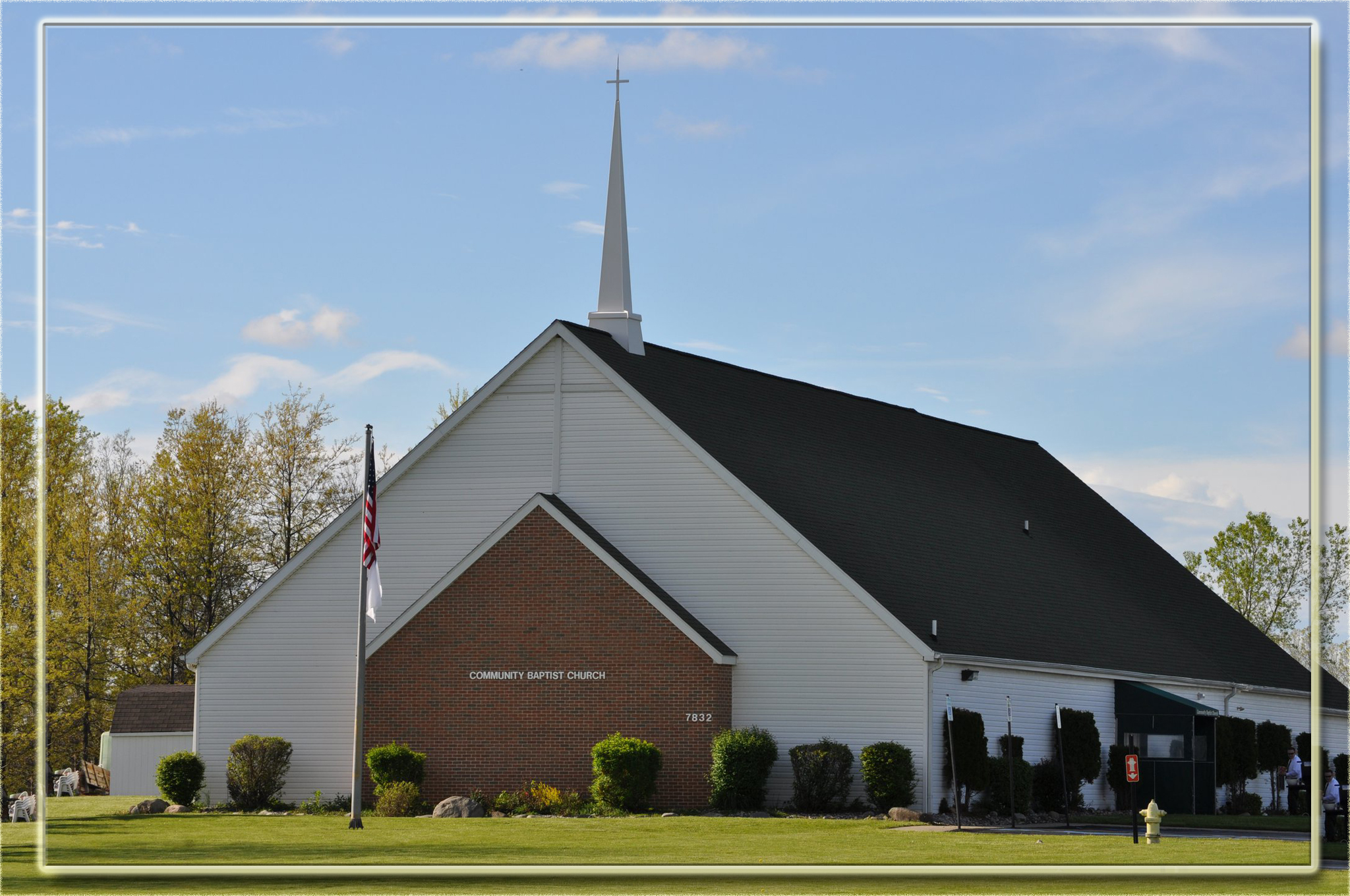 Church Front Pic – Community Baptist Church of Lansing